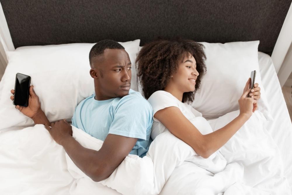 How do I know if my partner is cheating?